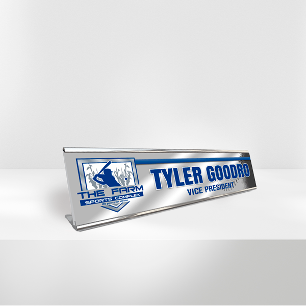 desk plate website4.png